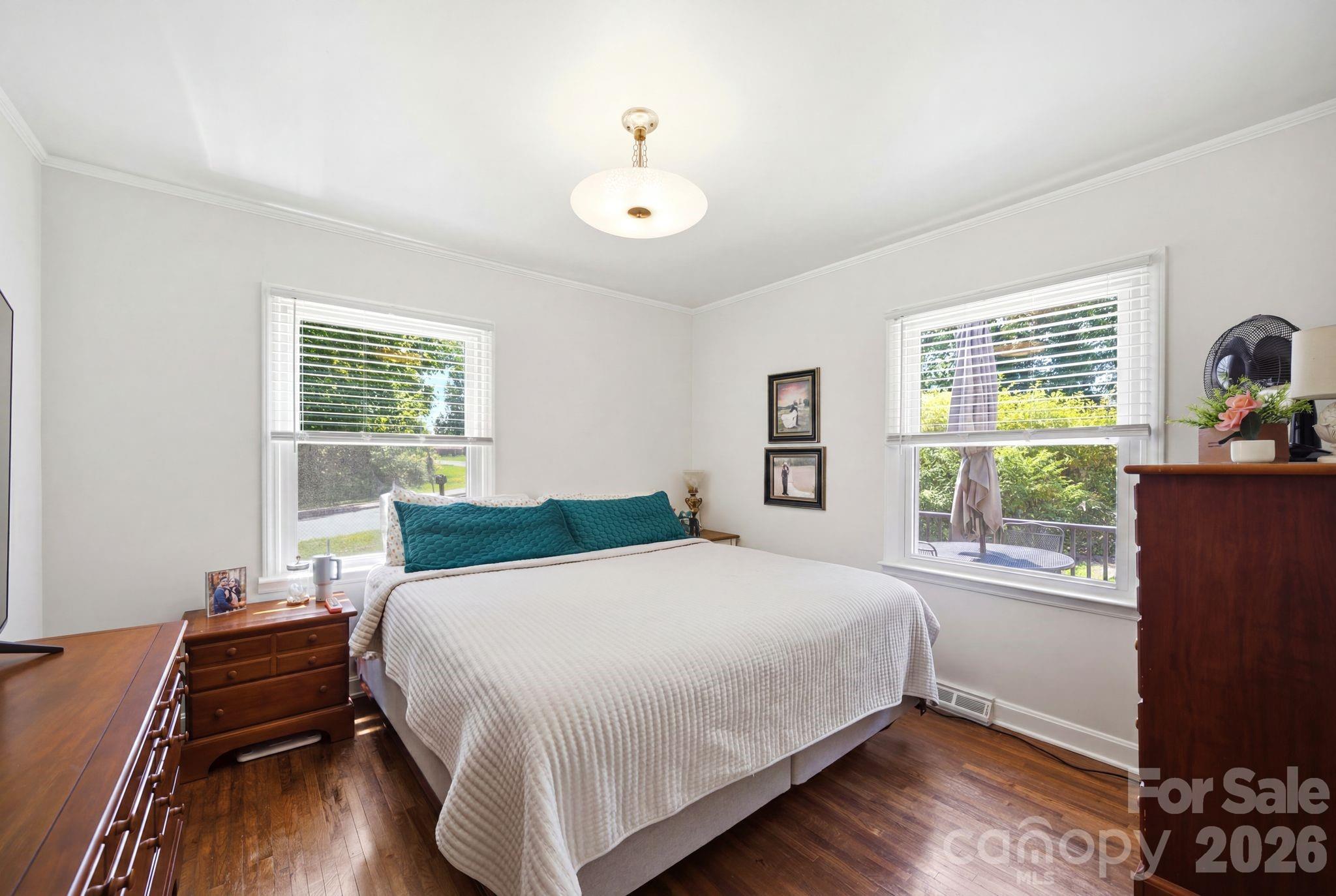 2732 E Long Avenue — Gastonia