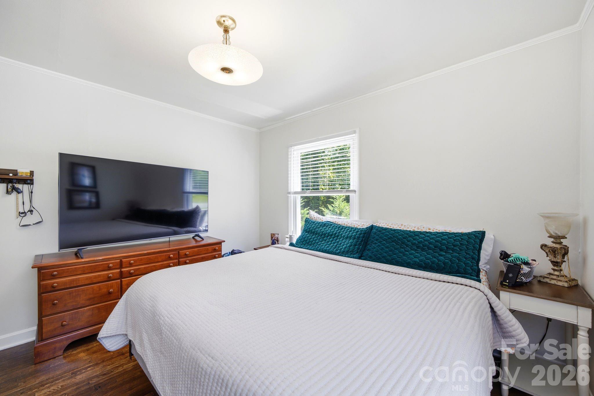2732 E Long Avenue — Gastonia