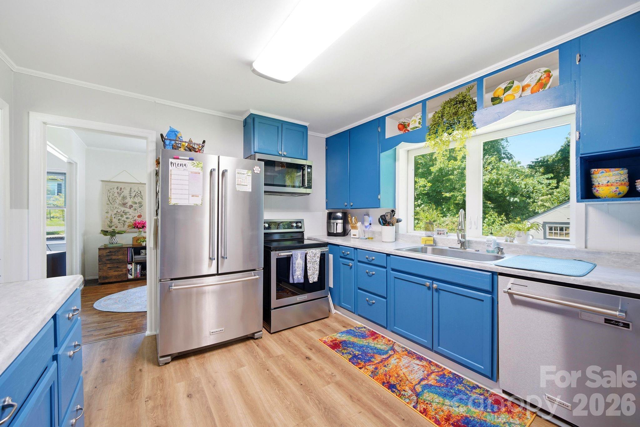 2732 E Long Avenue — Gastonia