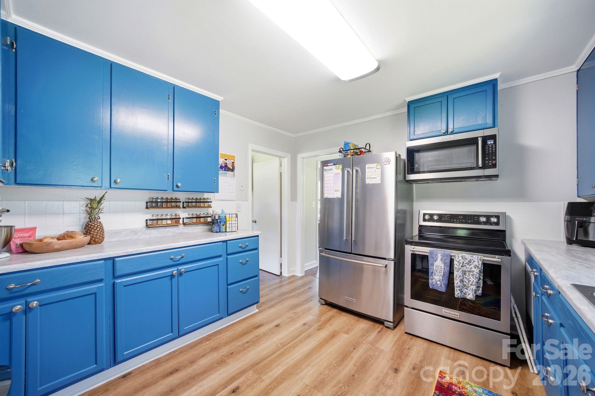 2732 E Long Avenue — Gastonia