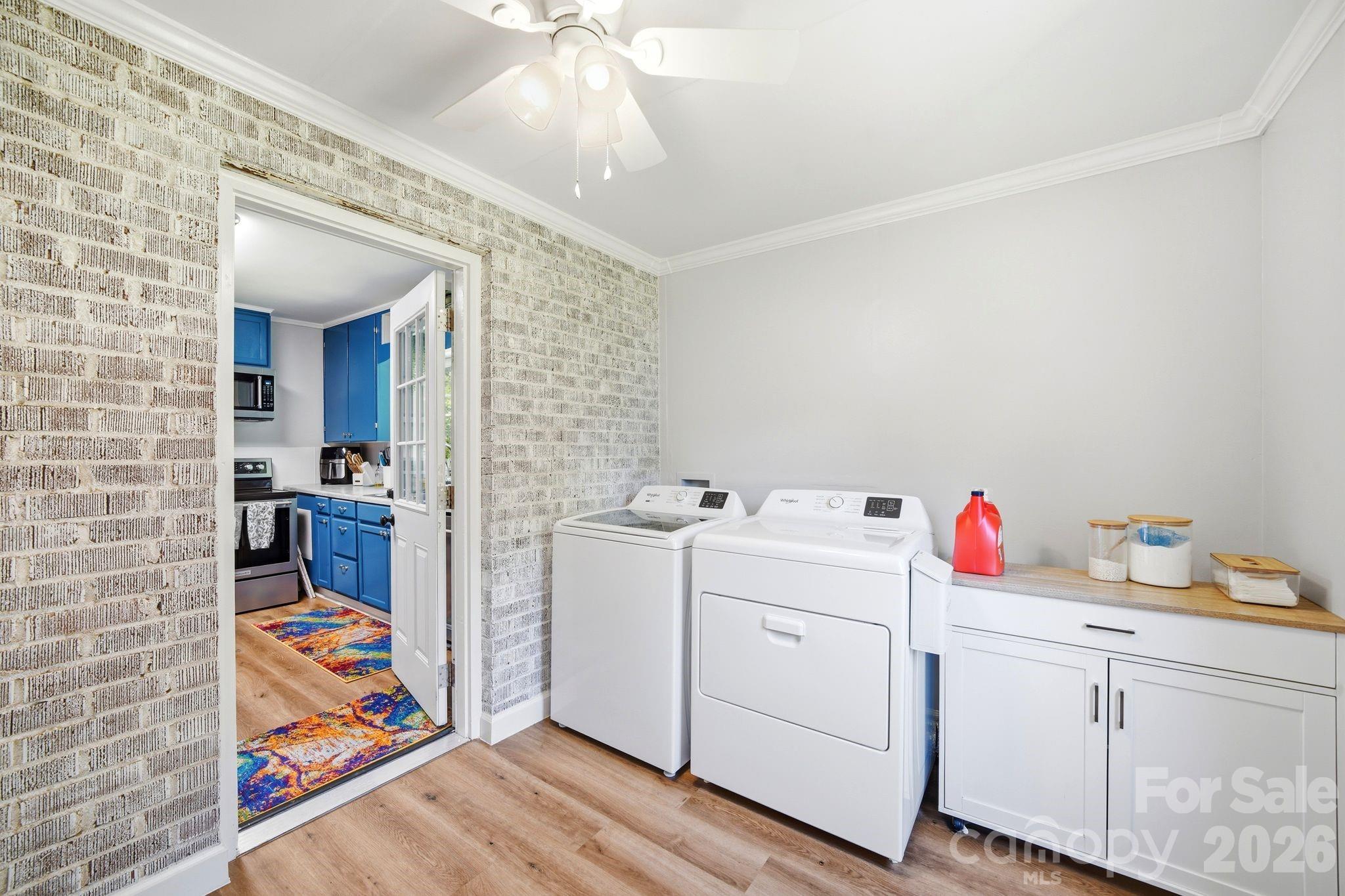 2732 E Long Avenue — Gastonia
