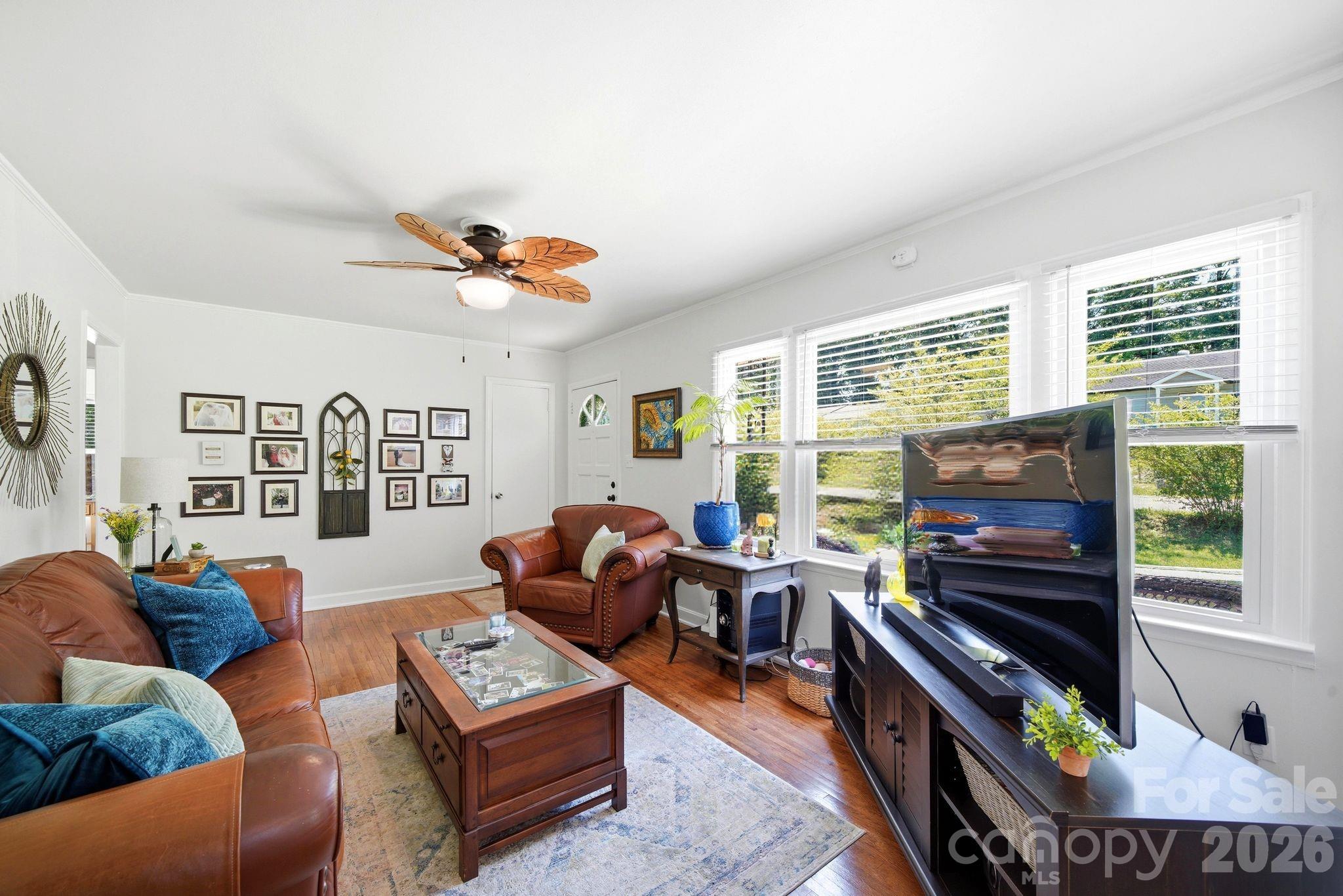 2732 E Long Avenue — Gastonia