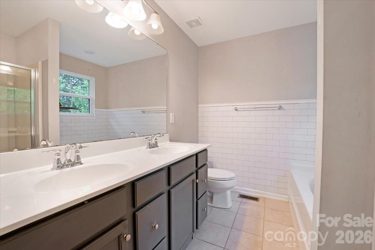 278 Almora Loop — Mooresville