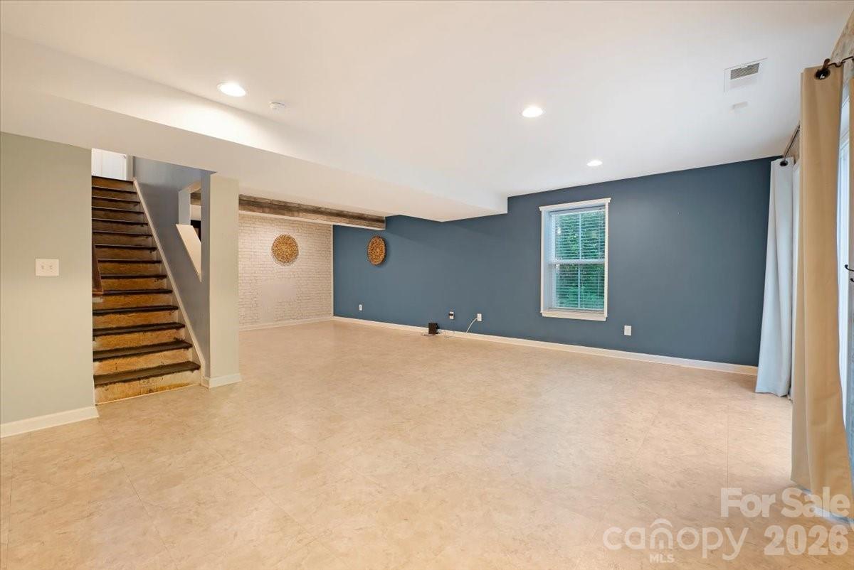 278 Almora Loop — Mooresville