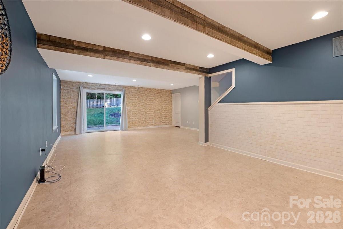 278 Almora Loop — Mooresville