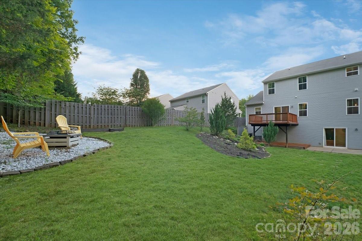 278 Almora Loop — Mooresville