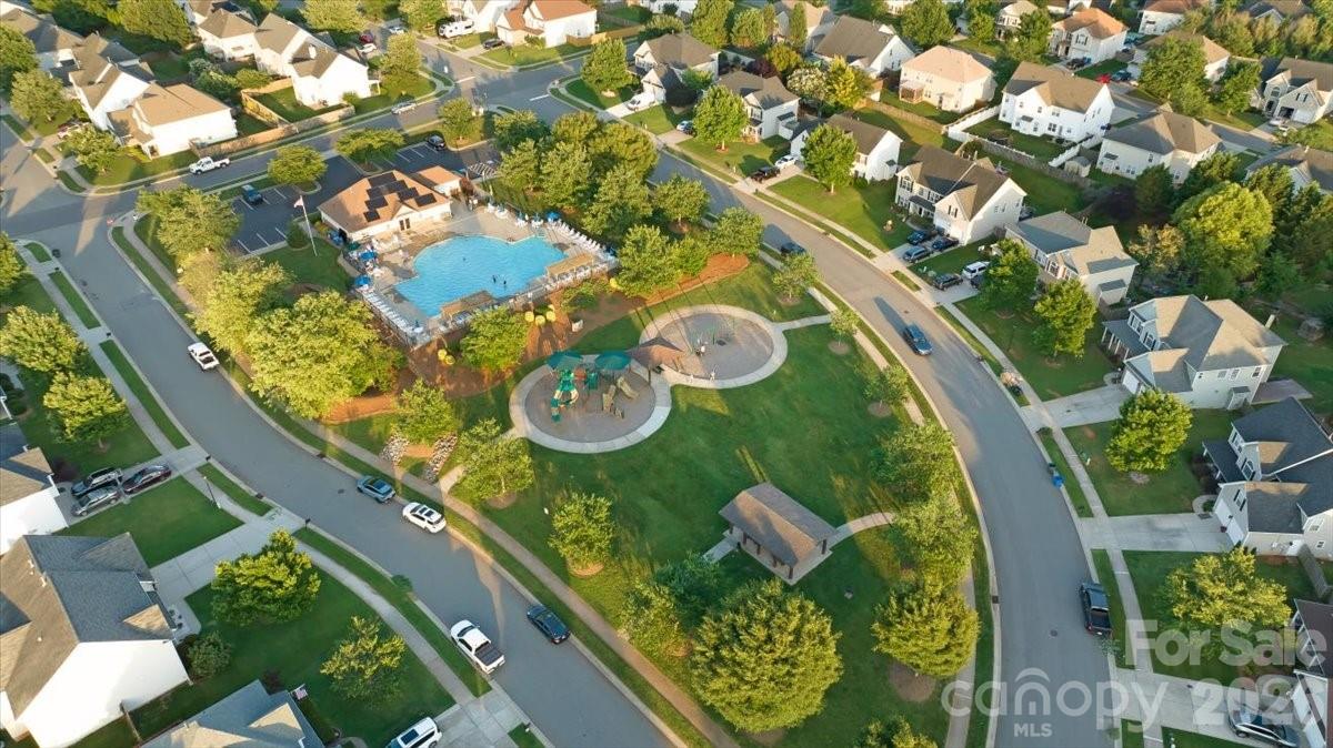278 Almora Loop — Mooresville