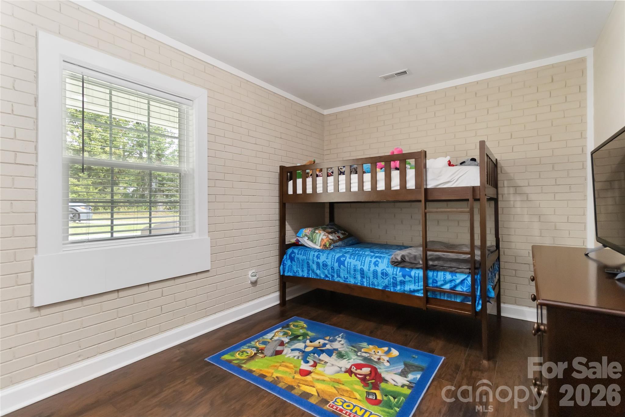 106 Robinson Avenue — Mount Holly