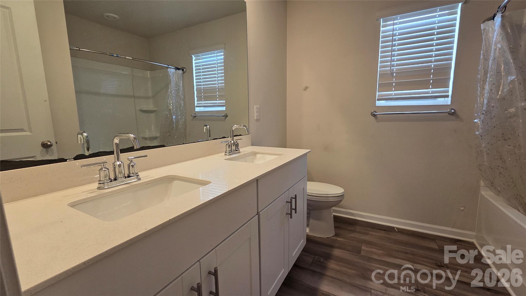 205 Canoga Avenue — York