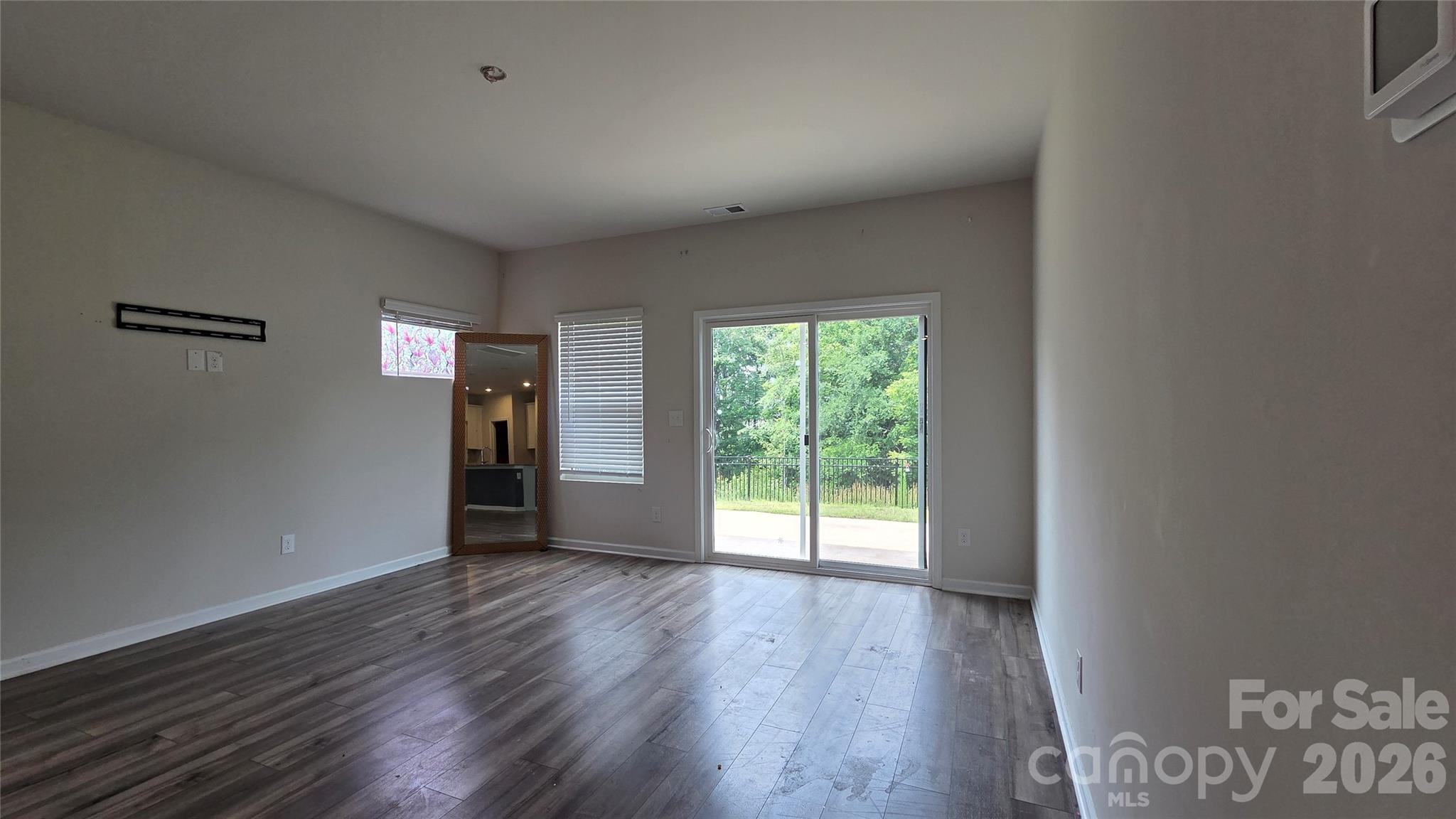 205 Canoga Avenue — York