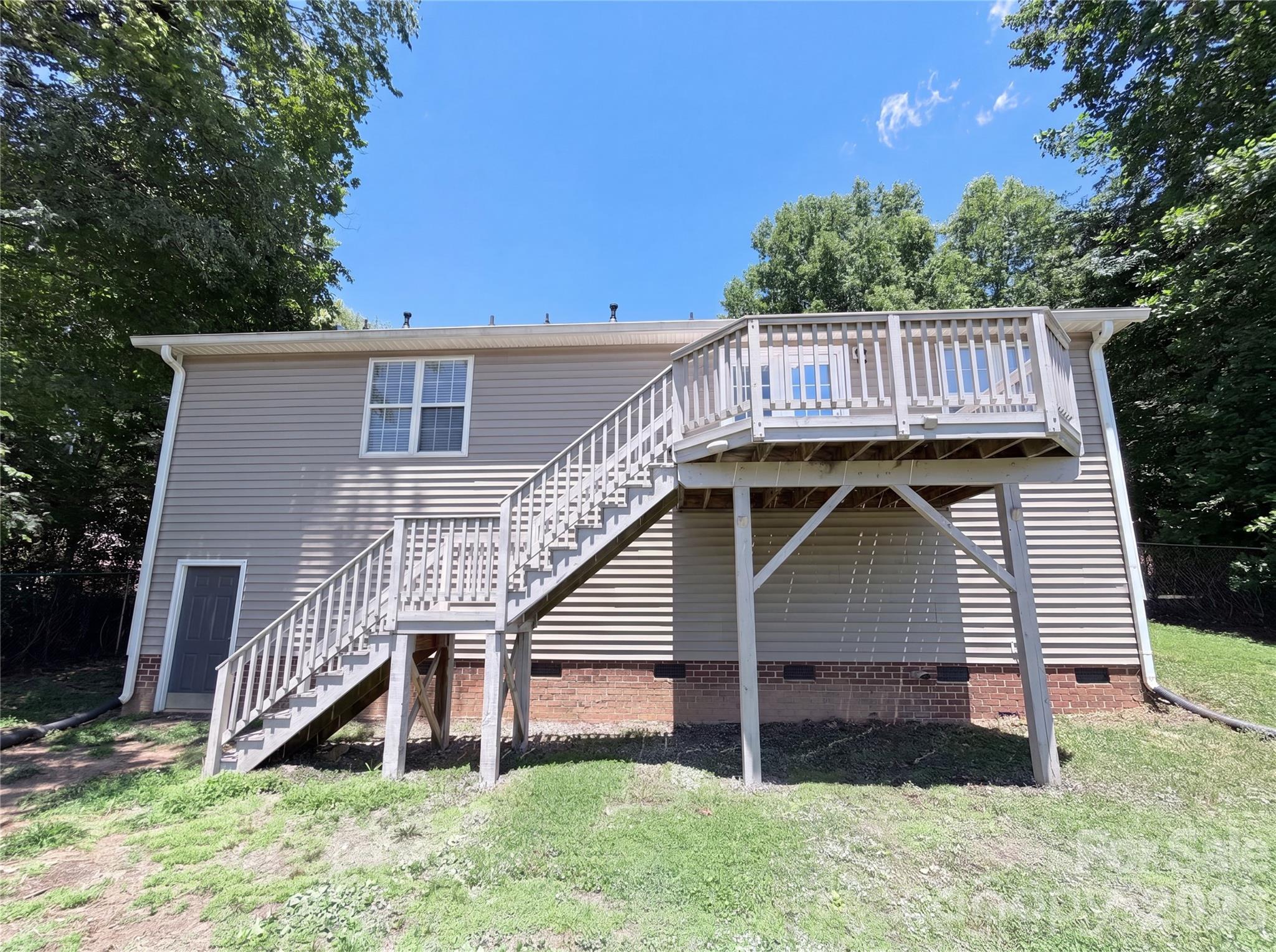 617 Reed Creek Road — Mooresville