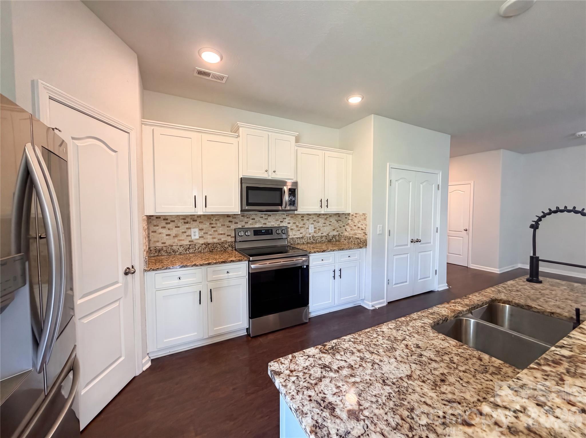 4034 Rosfield Drive — Charlotte