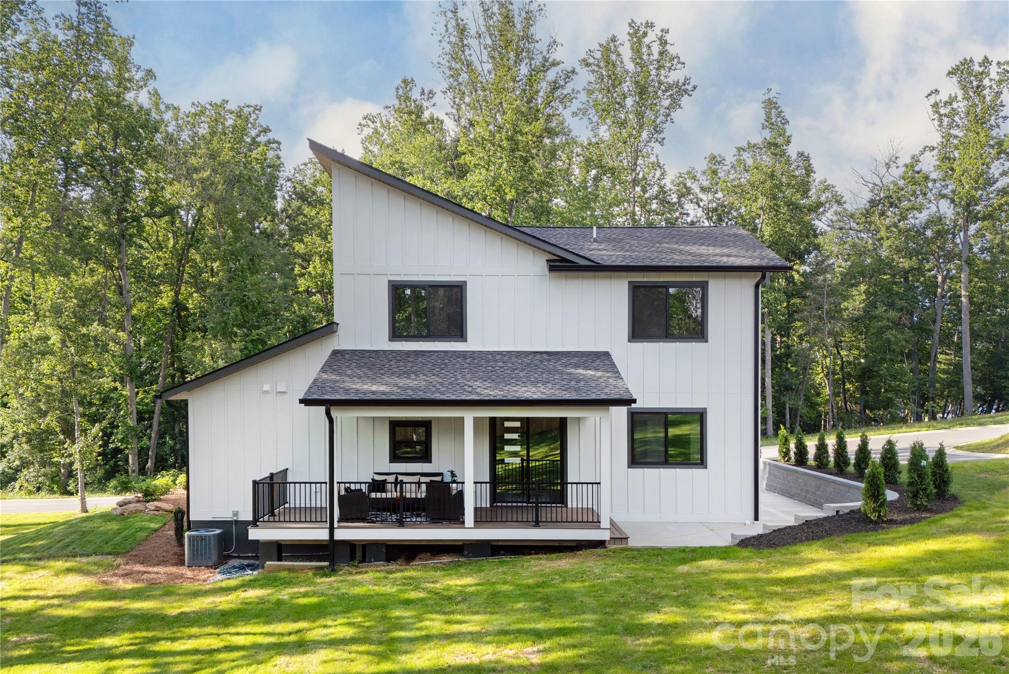 47 Scott Meadows Drive — Asheville