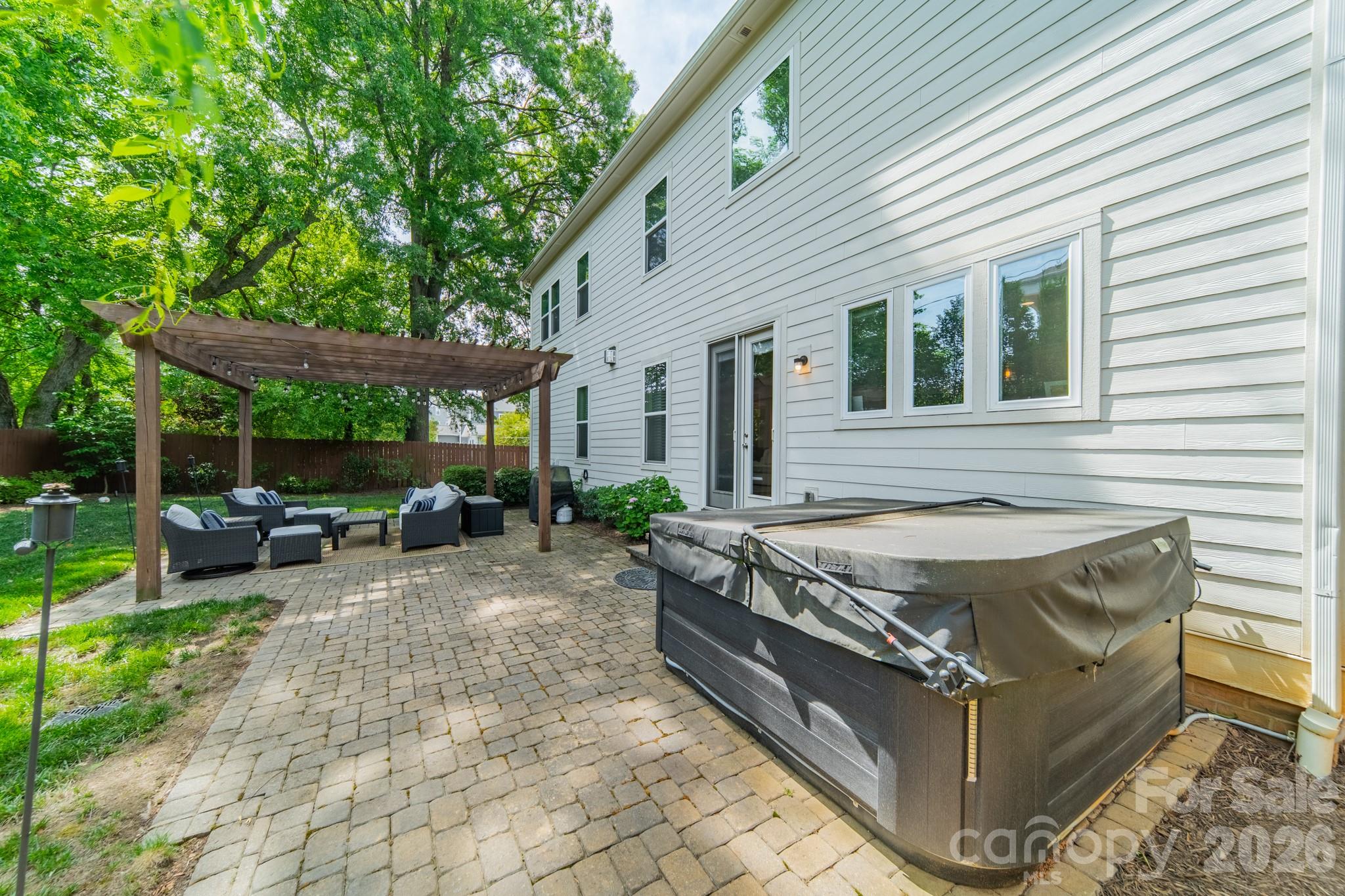 515 Greystone Road — Charlotte