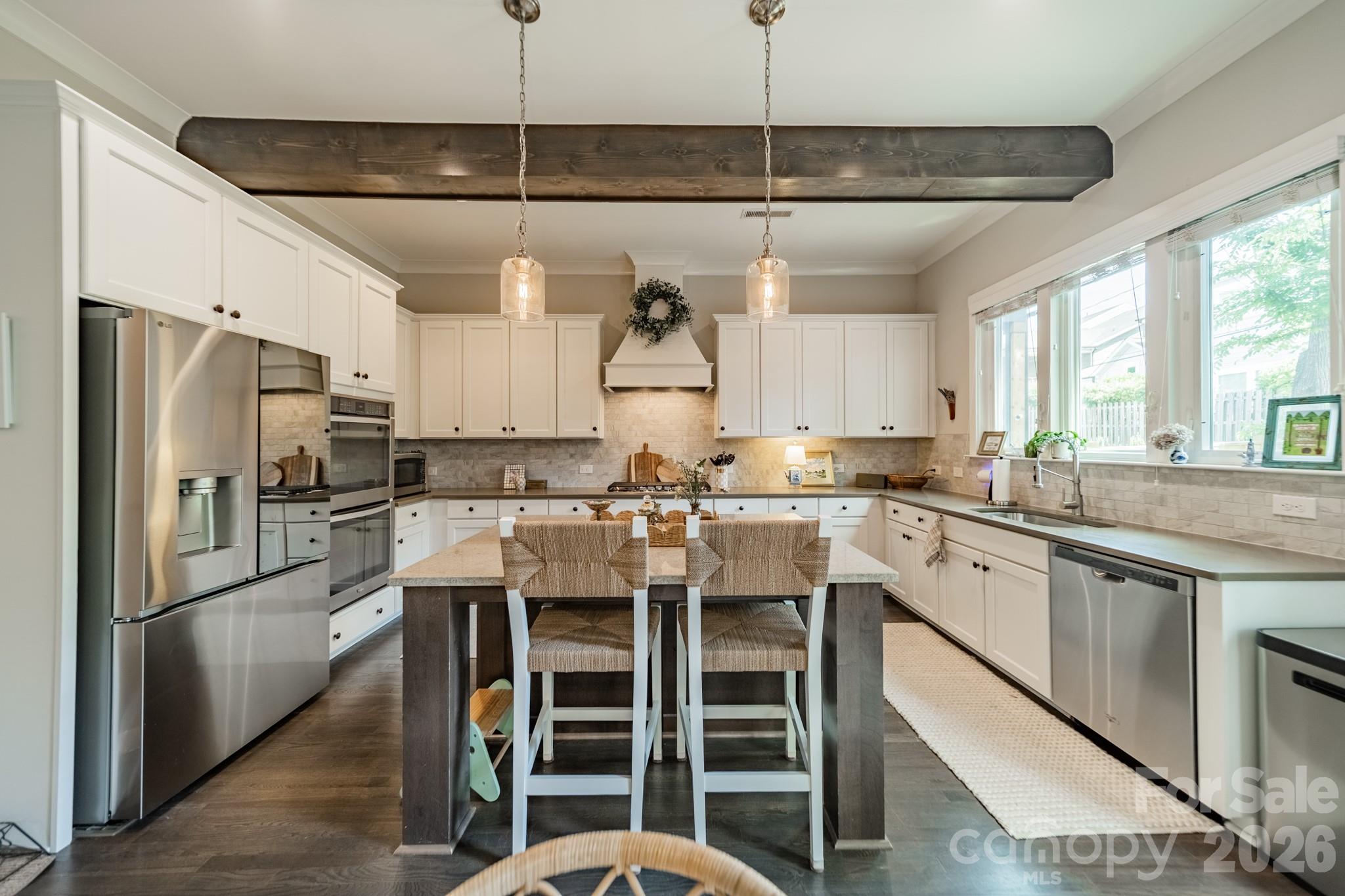 515 Greystone Road — Charlotte