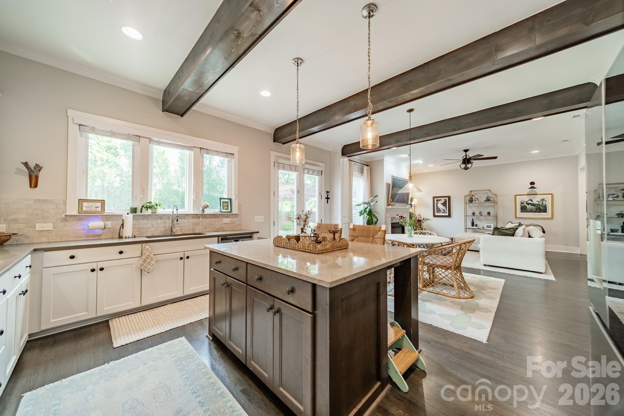 515 Greystone Road — Charlotte