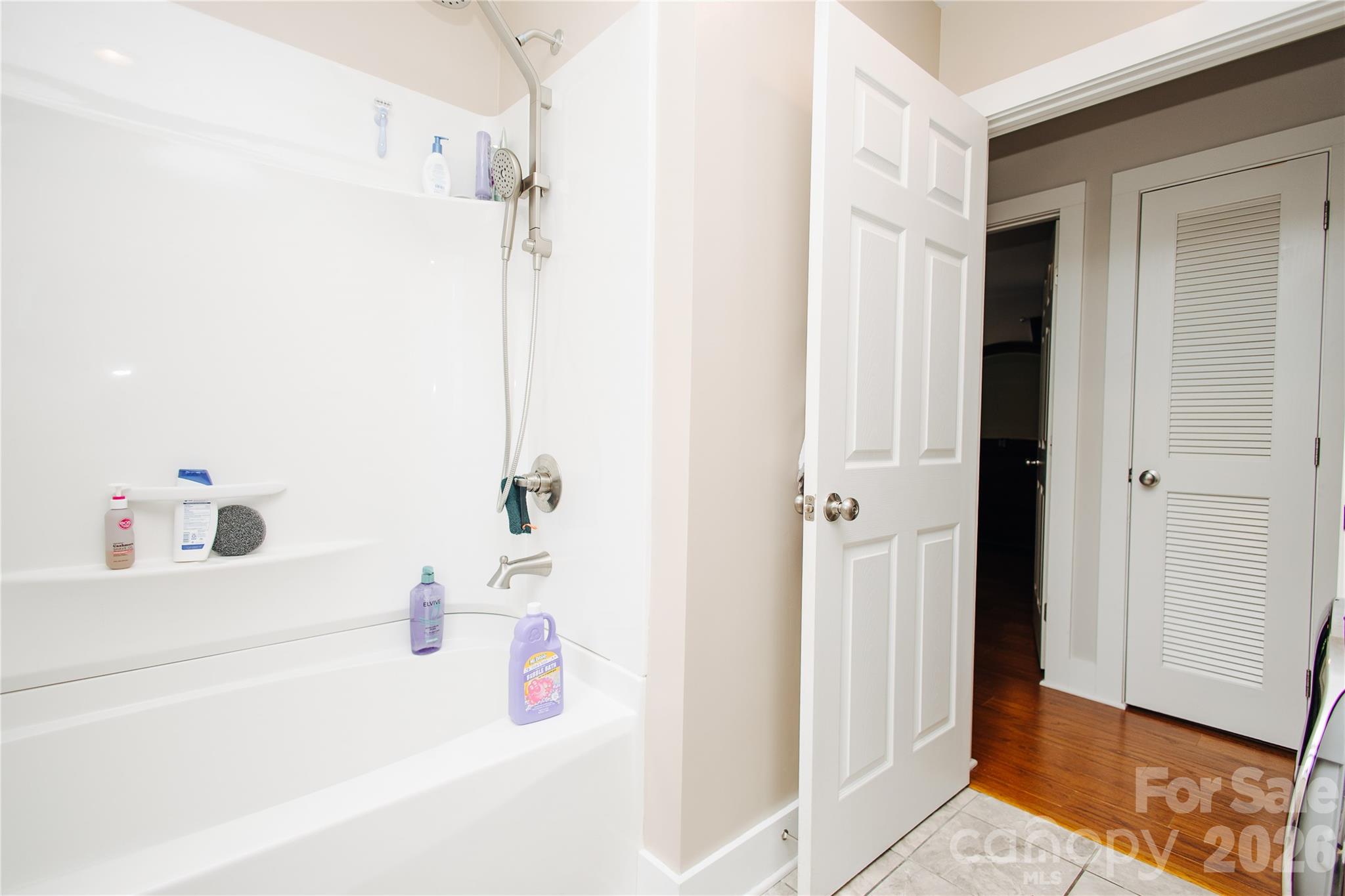 212 Maple Avenue — Marion