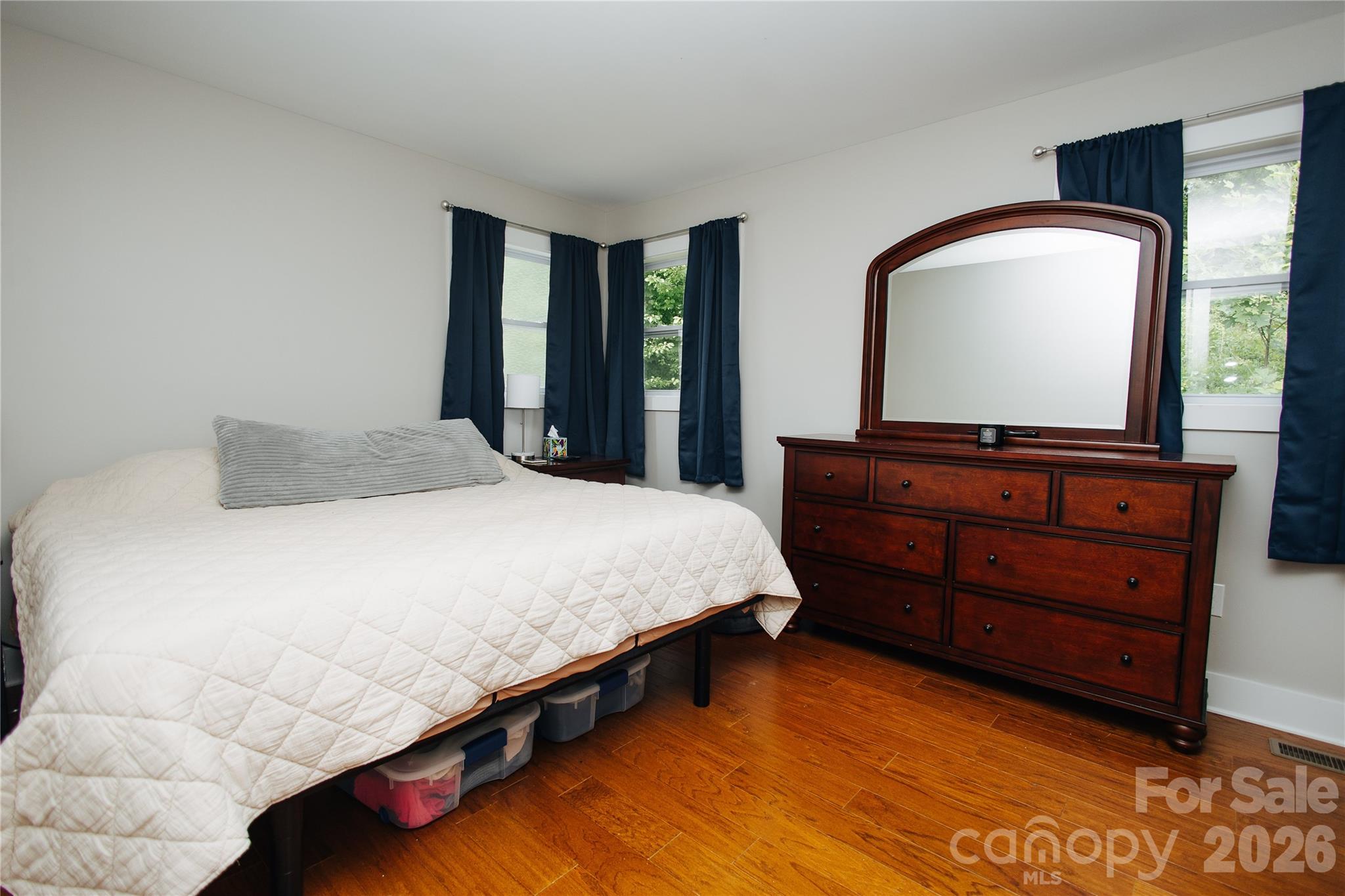 212 Maple Avenue — Marion