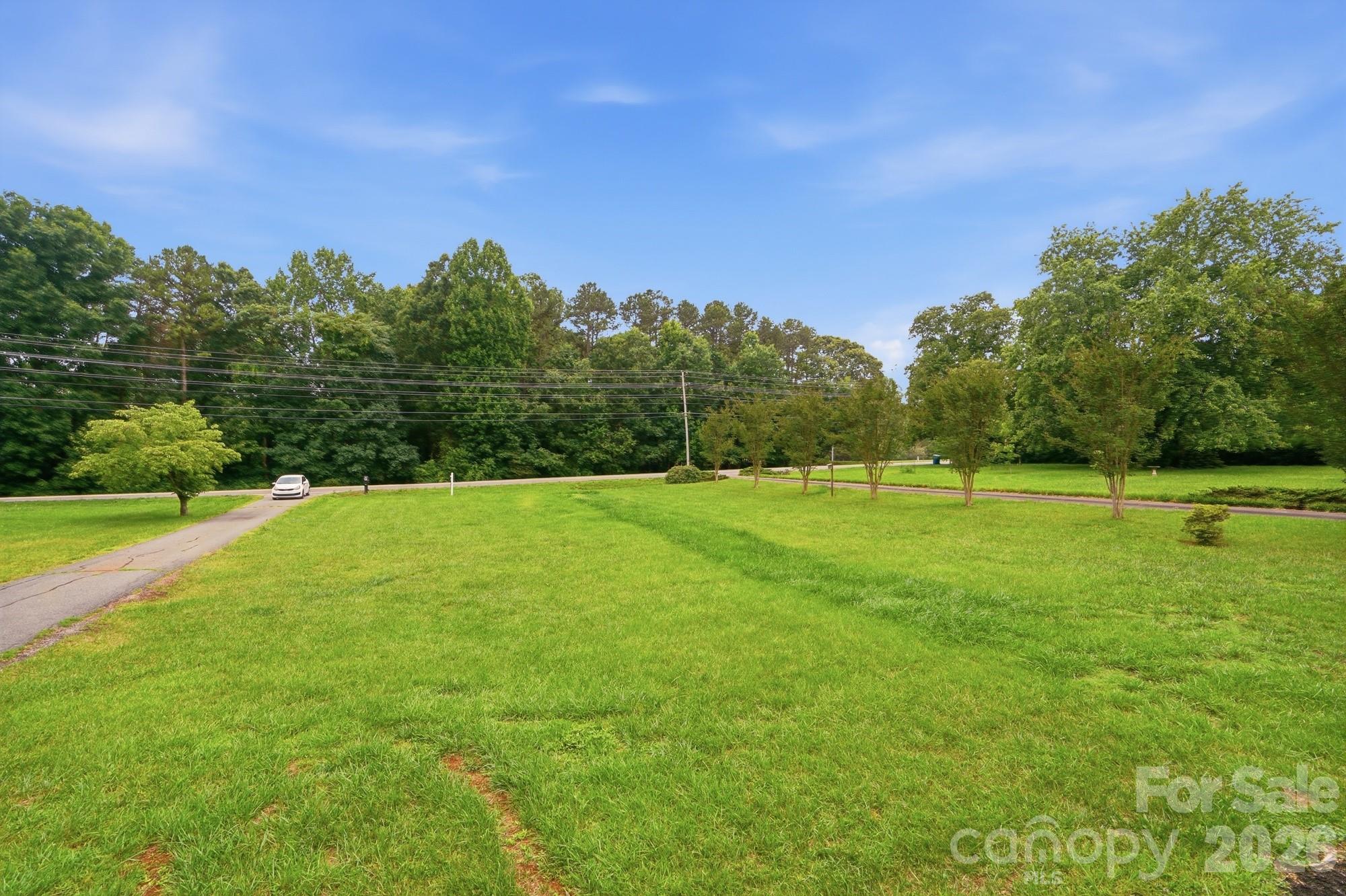 241 Presbyterian Road — Mooresville