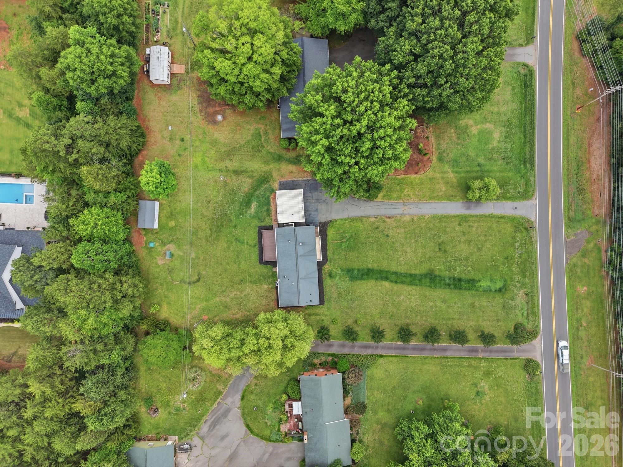 241 Presbyterian Road — Mooresville