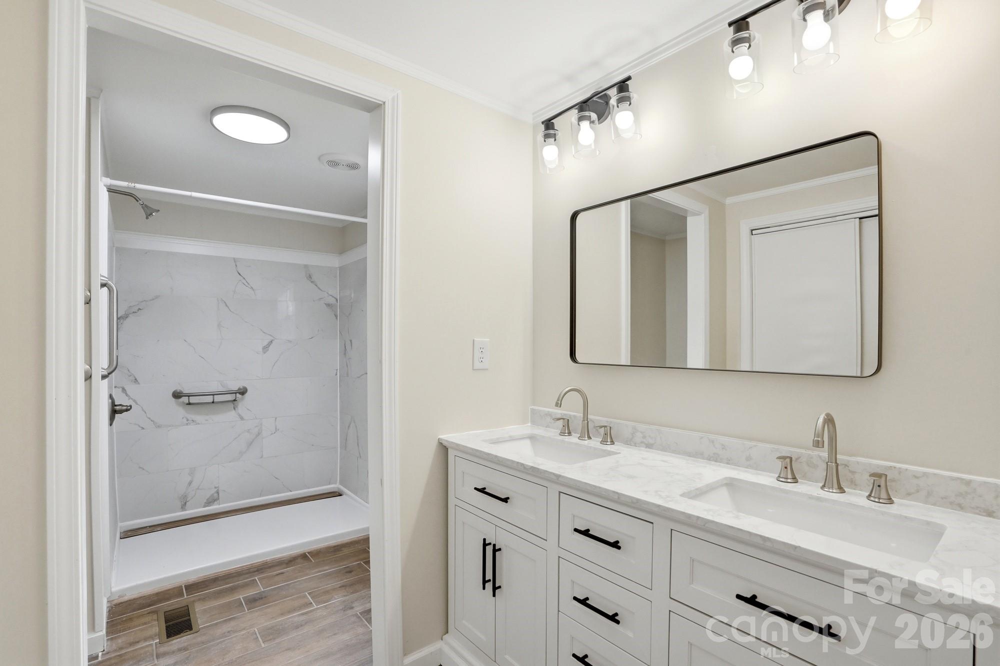 241 Presbyterian Road — Mooresville
