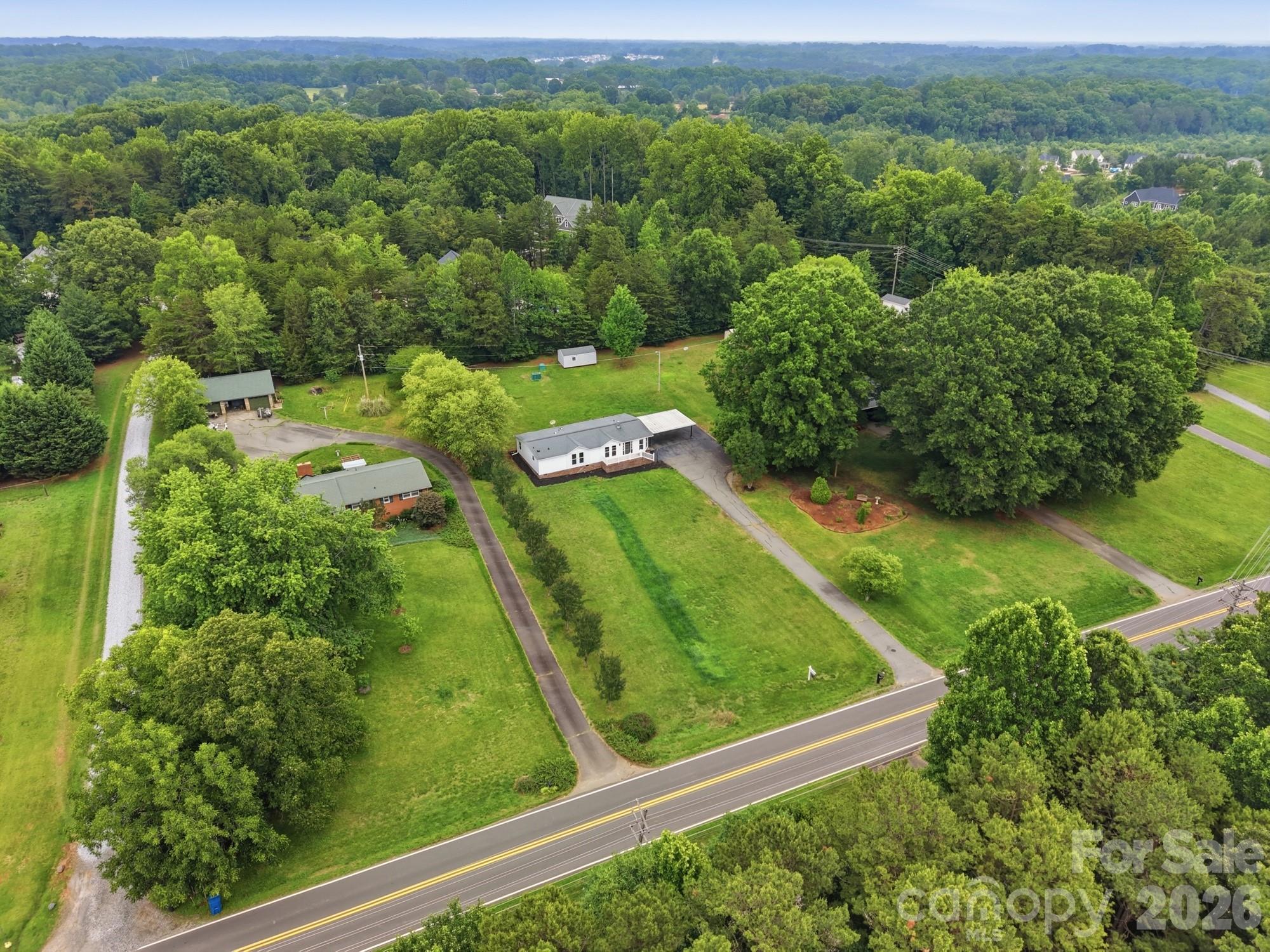 241 Presbyterian Road — Mooresville