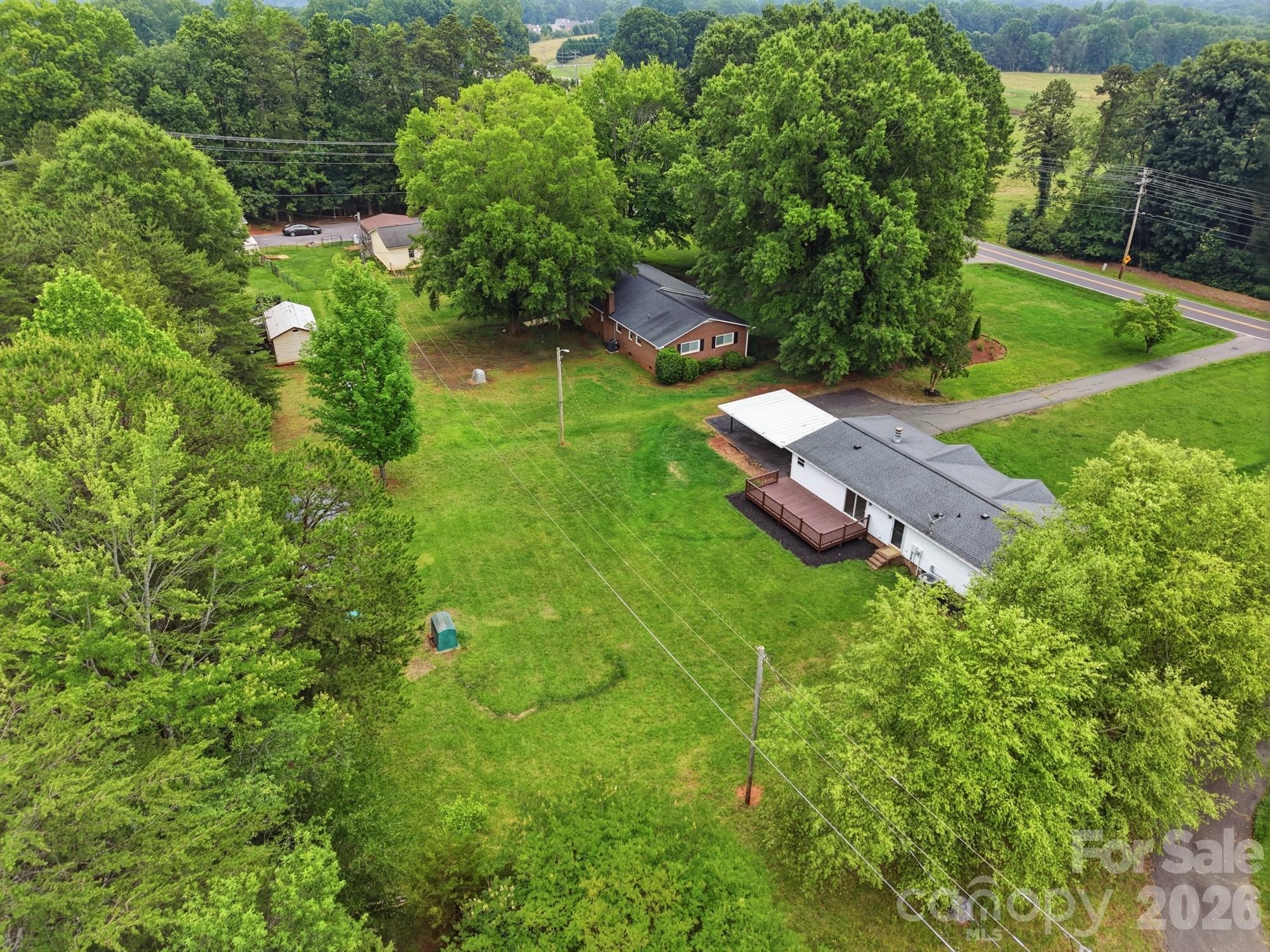 241 Presbyterian Road — Mooresville