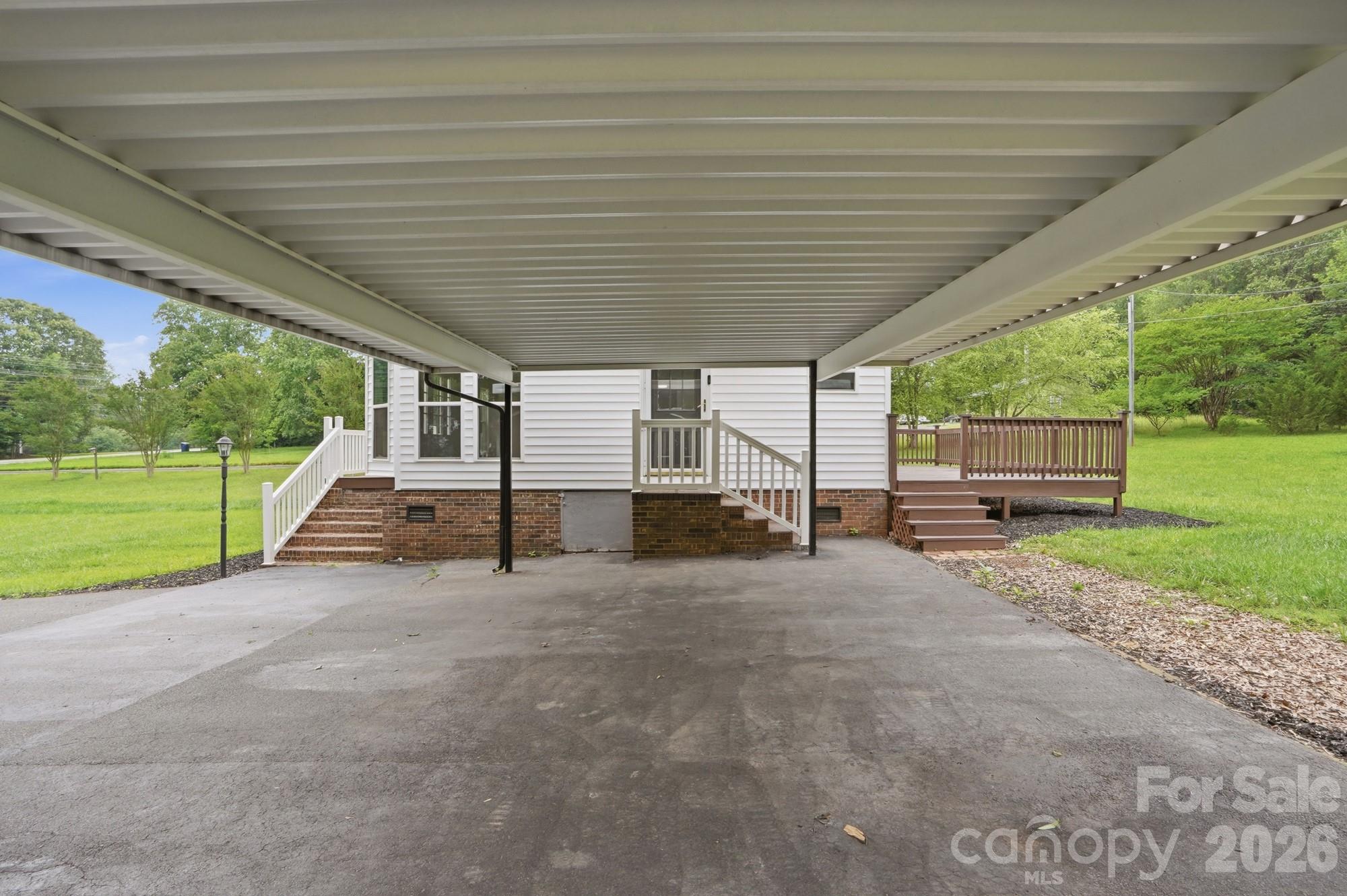 241 Presbyterian Road — Mooresville
