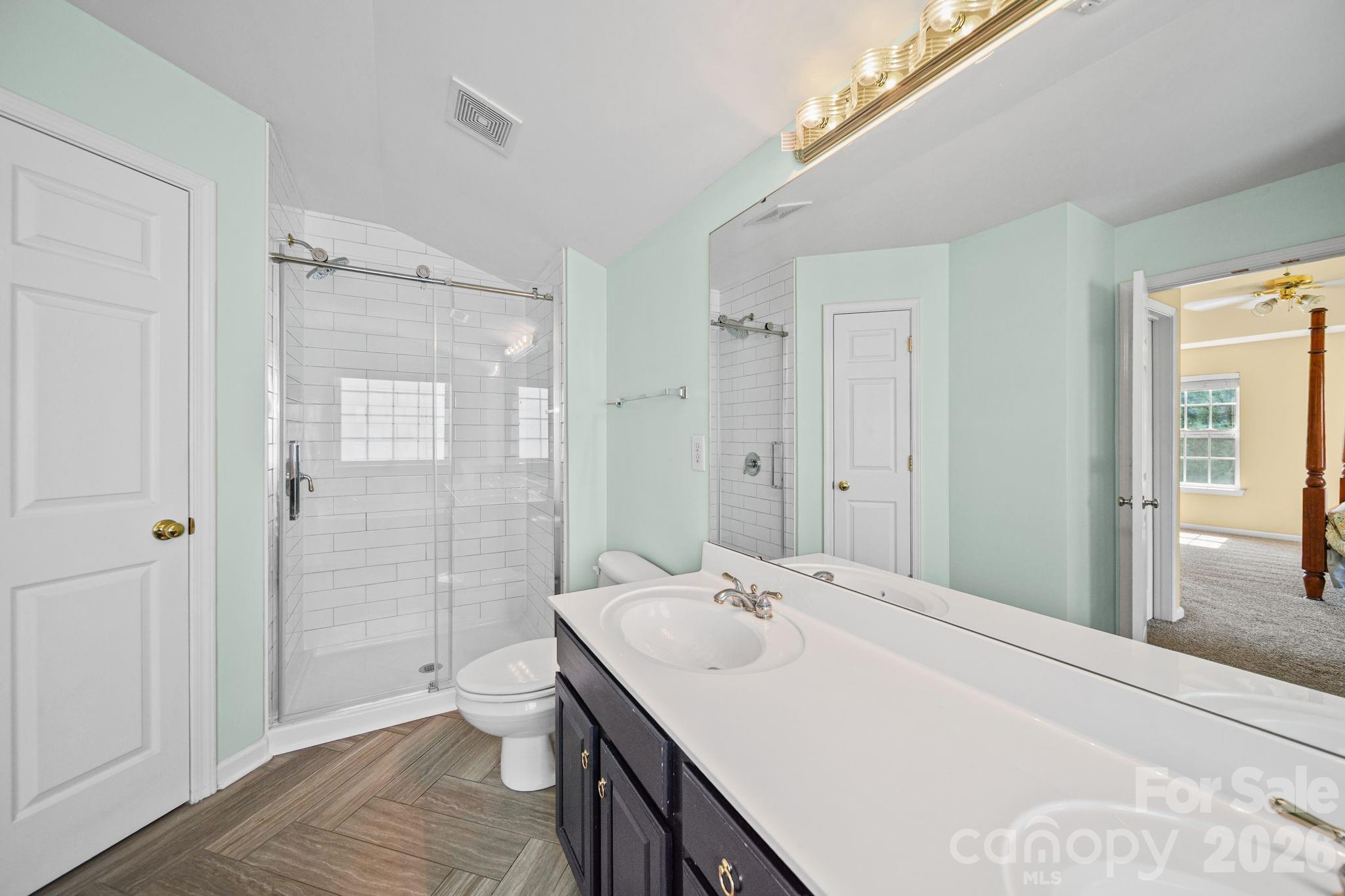 141 Riverfront Parkway — Mount Holly