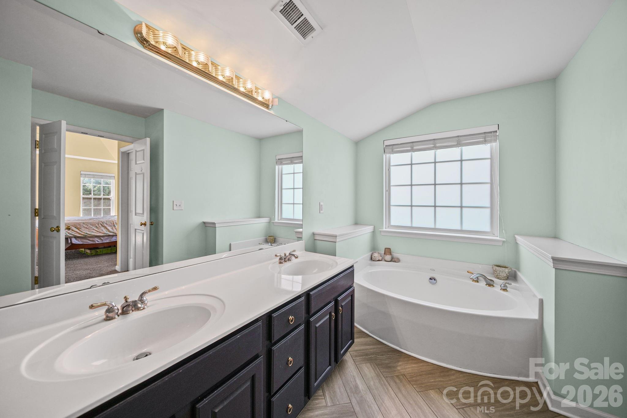 141 Riverfront Parkway — Mount Holly