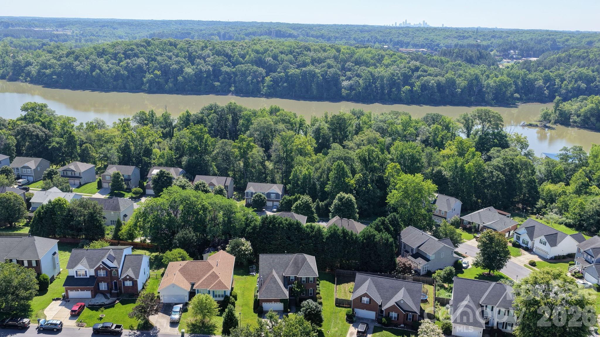 141 Riverfront Parkway — Mount Holly