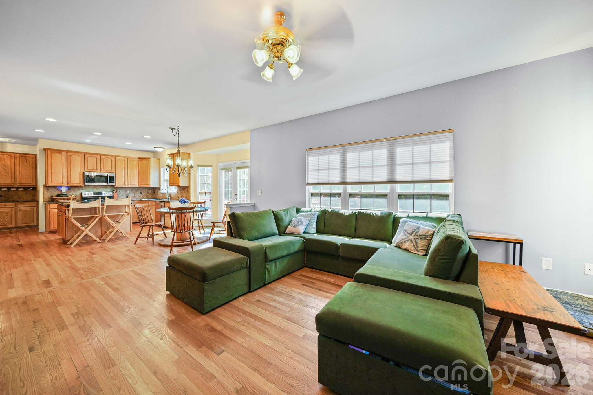 141 Riverfront Parkway — Mount Holly