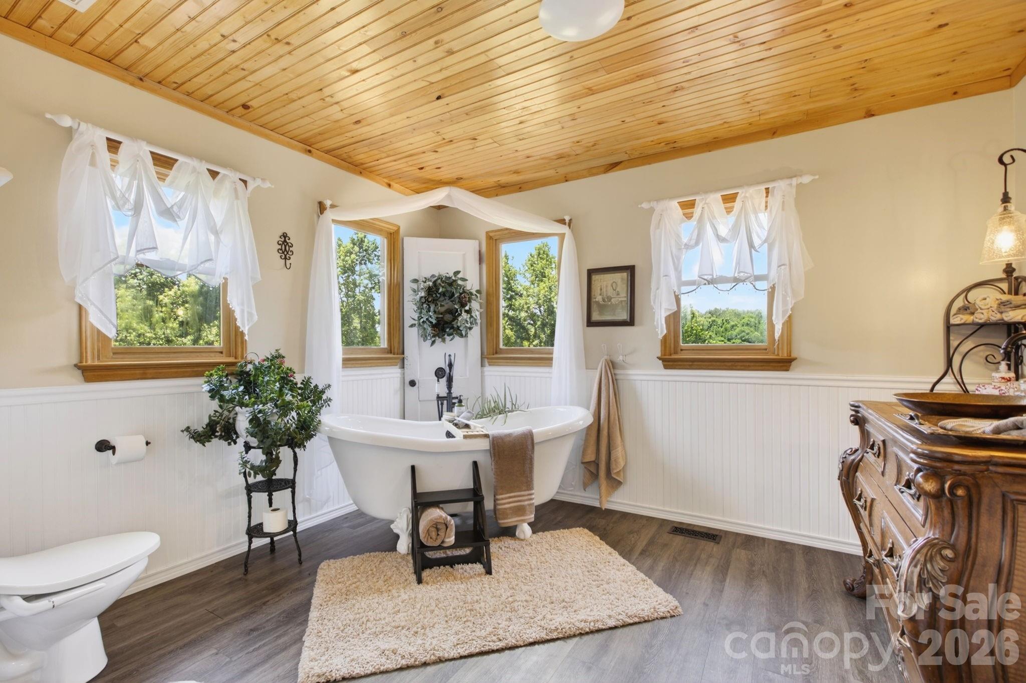 505 Glover Road — Ellenboro