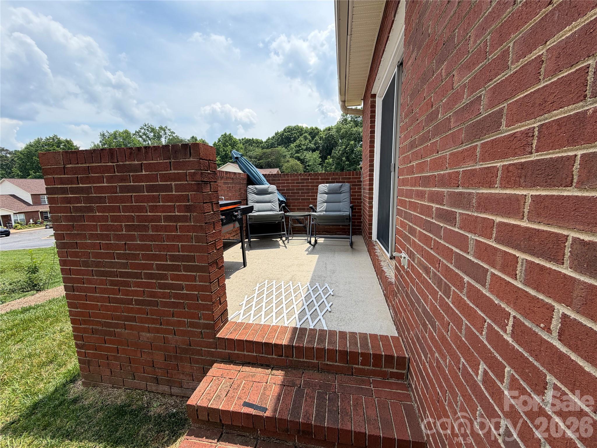102 Brandywine Drive NE #R6 — Conover
