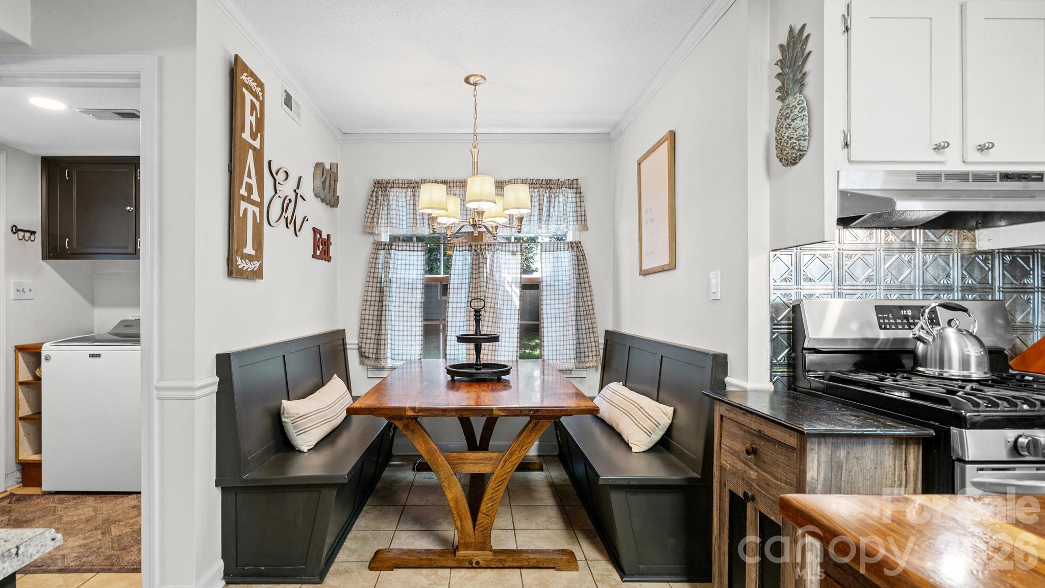 9629 Watergate Road — Charlotte