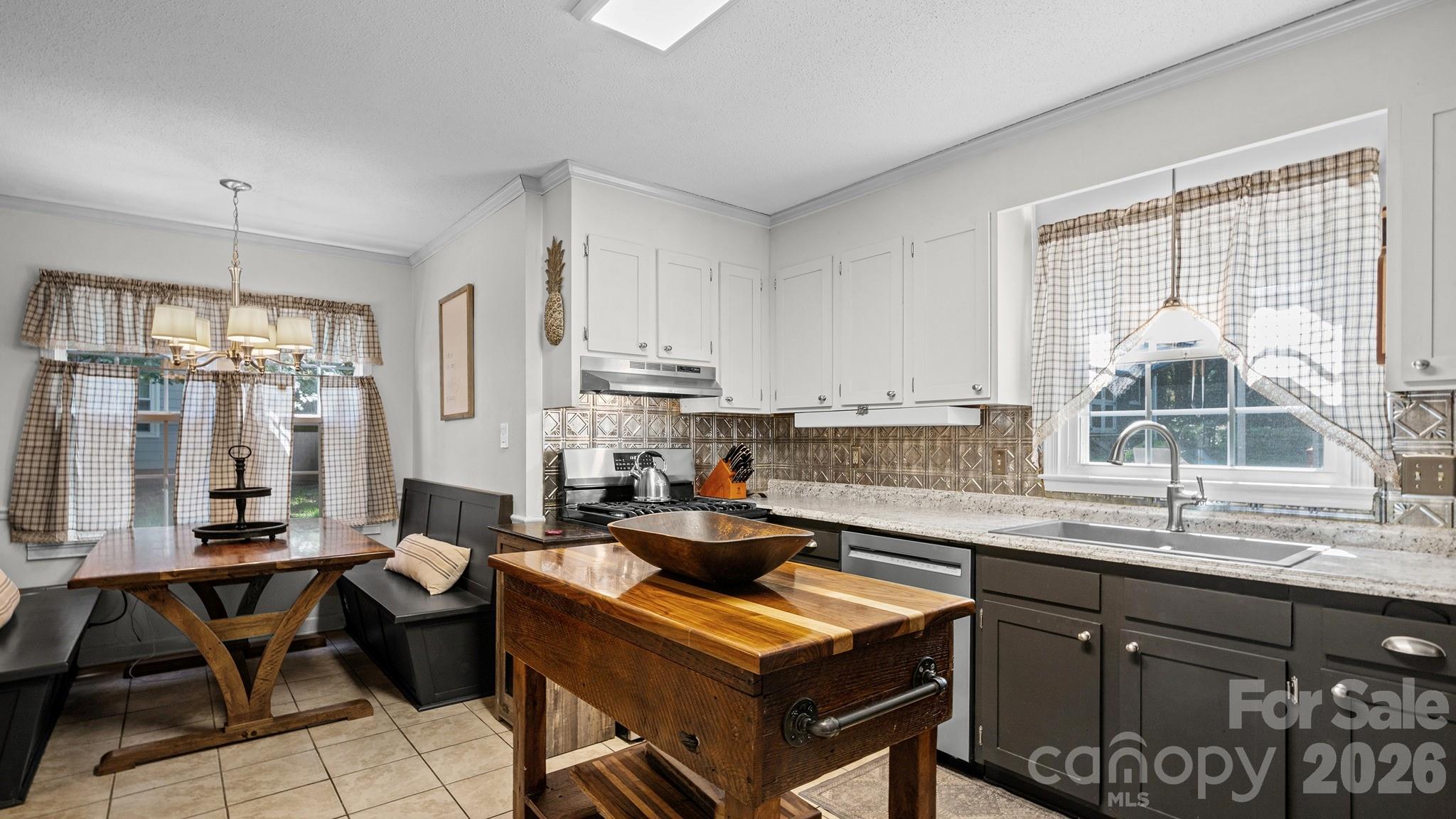 9629 Watergate Road — Charlotte