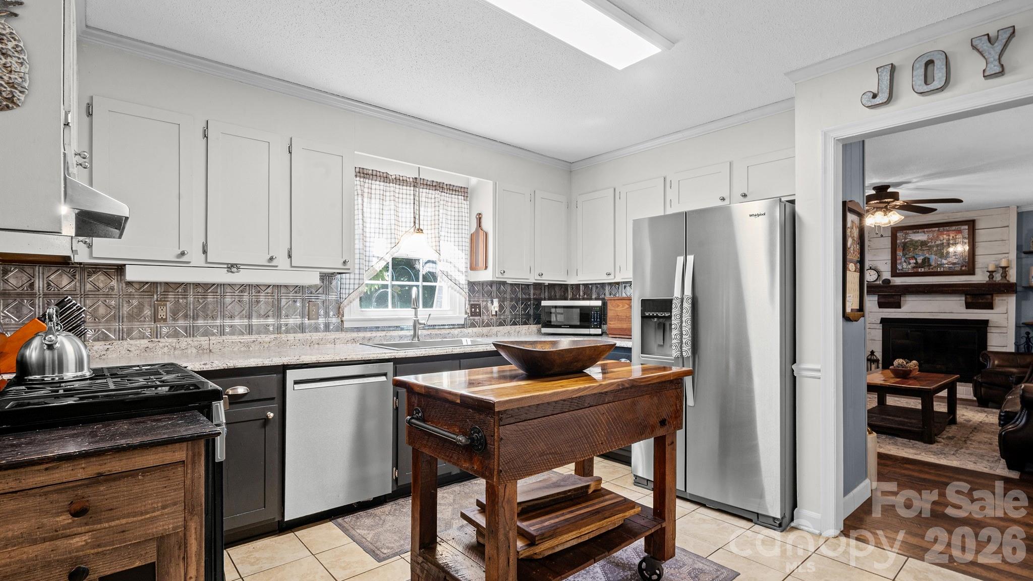 9629 Watergate Road — Charlotte
