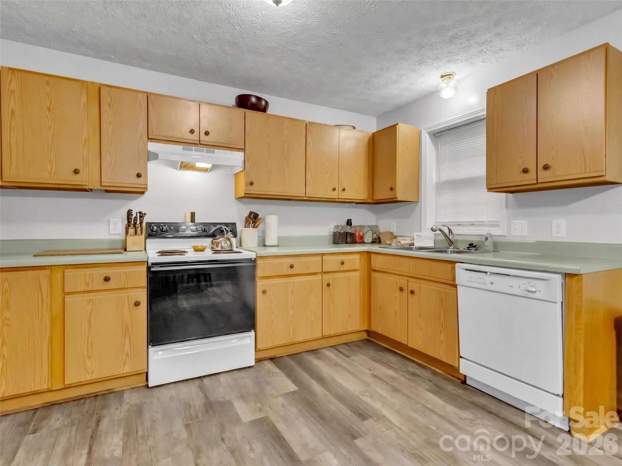 330 Sleepy Hollow Drive — Waynesville