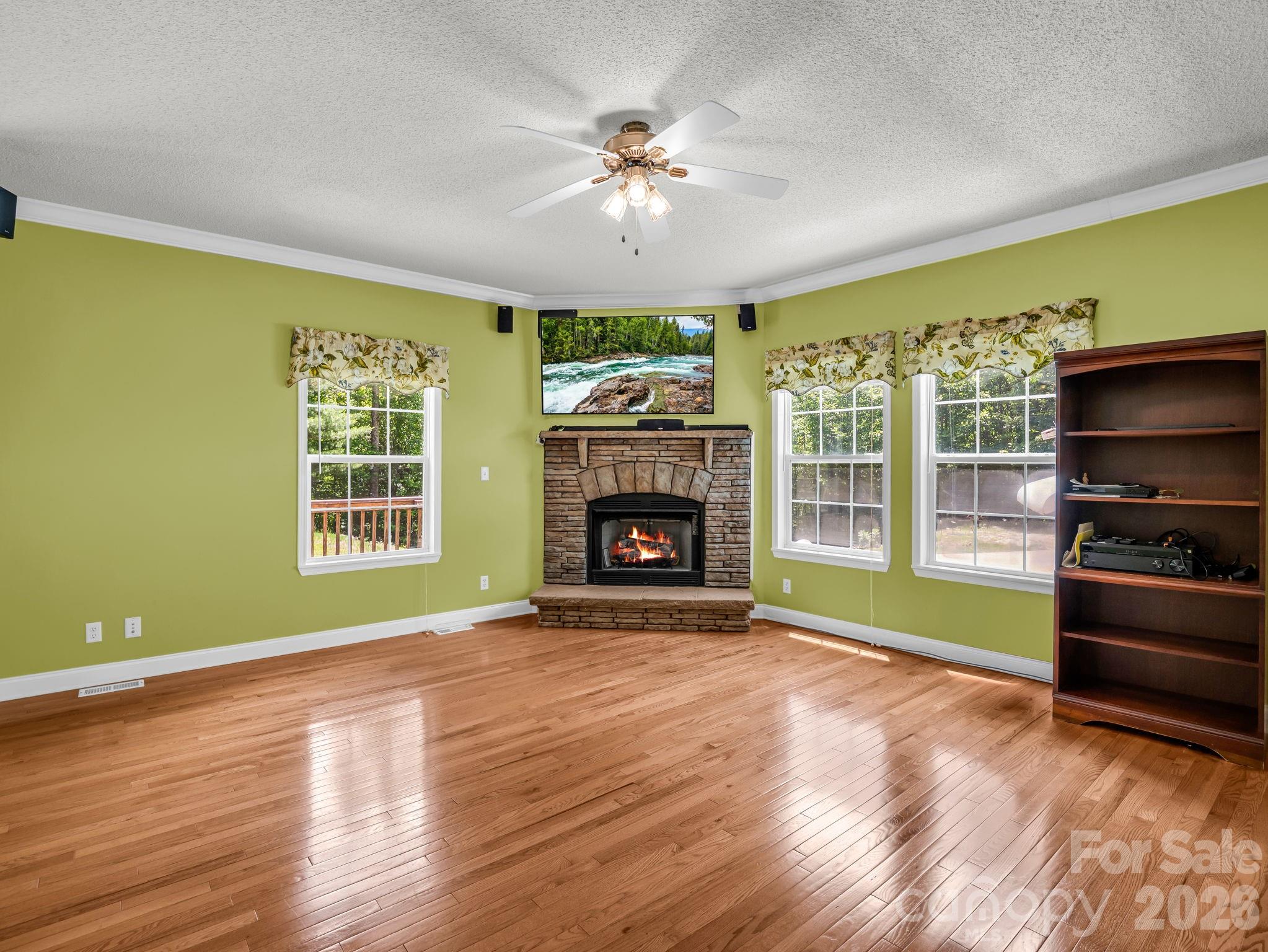 2255 Mount Olivet Road — Zirconia