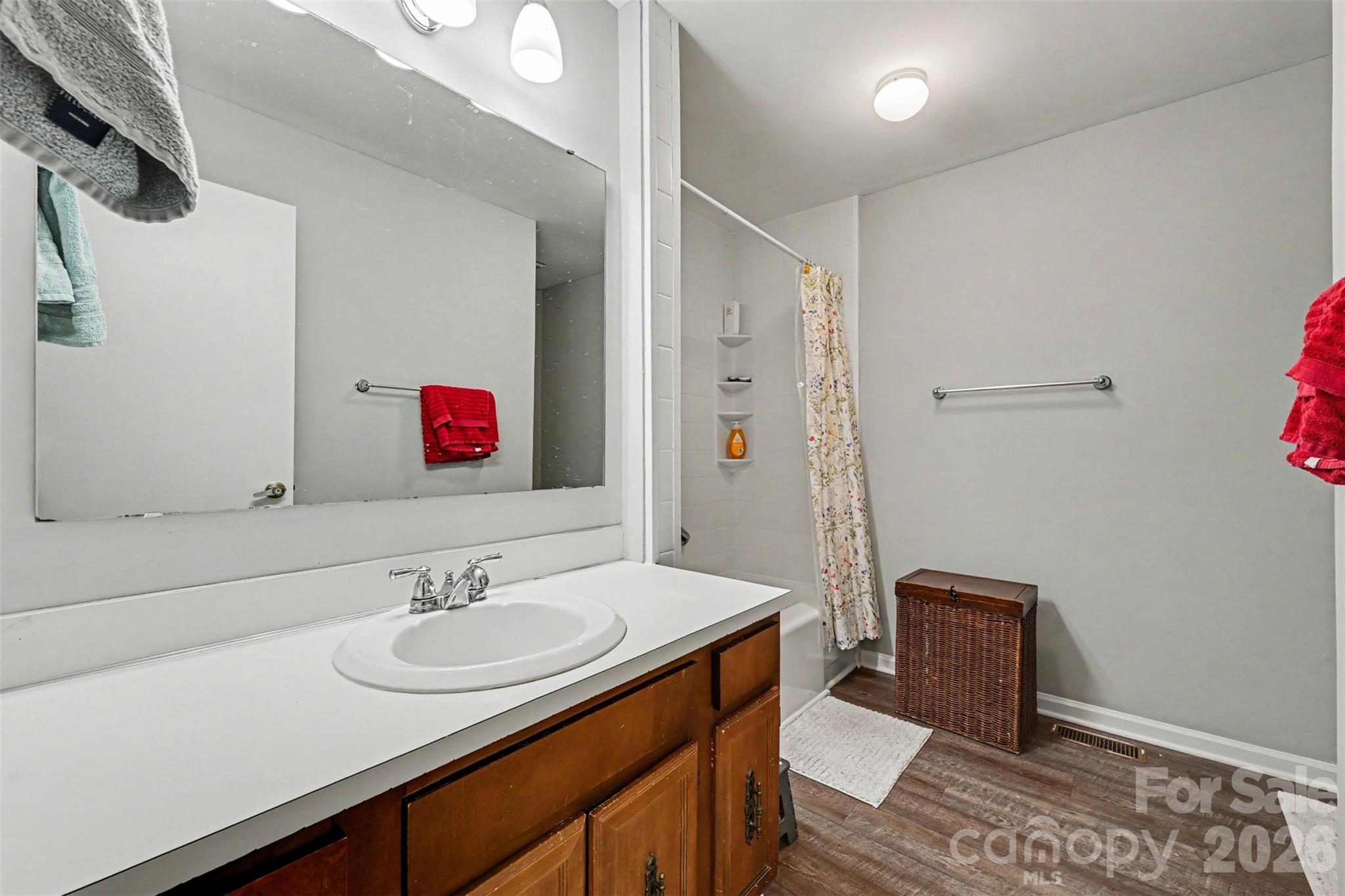 611 Mattingwood Drive — Charlotte