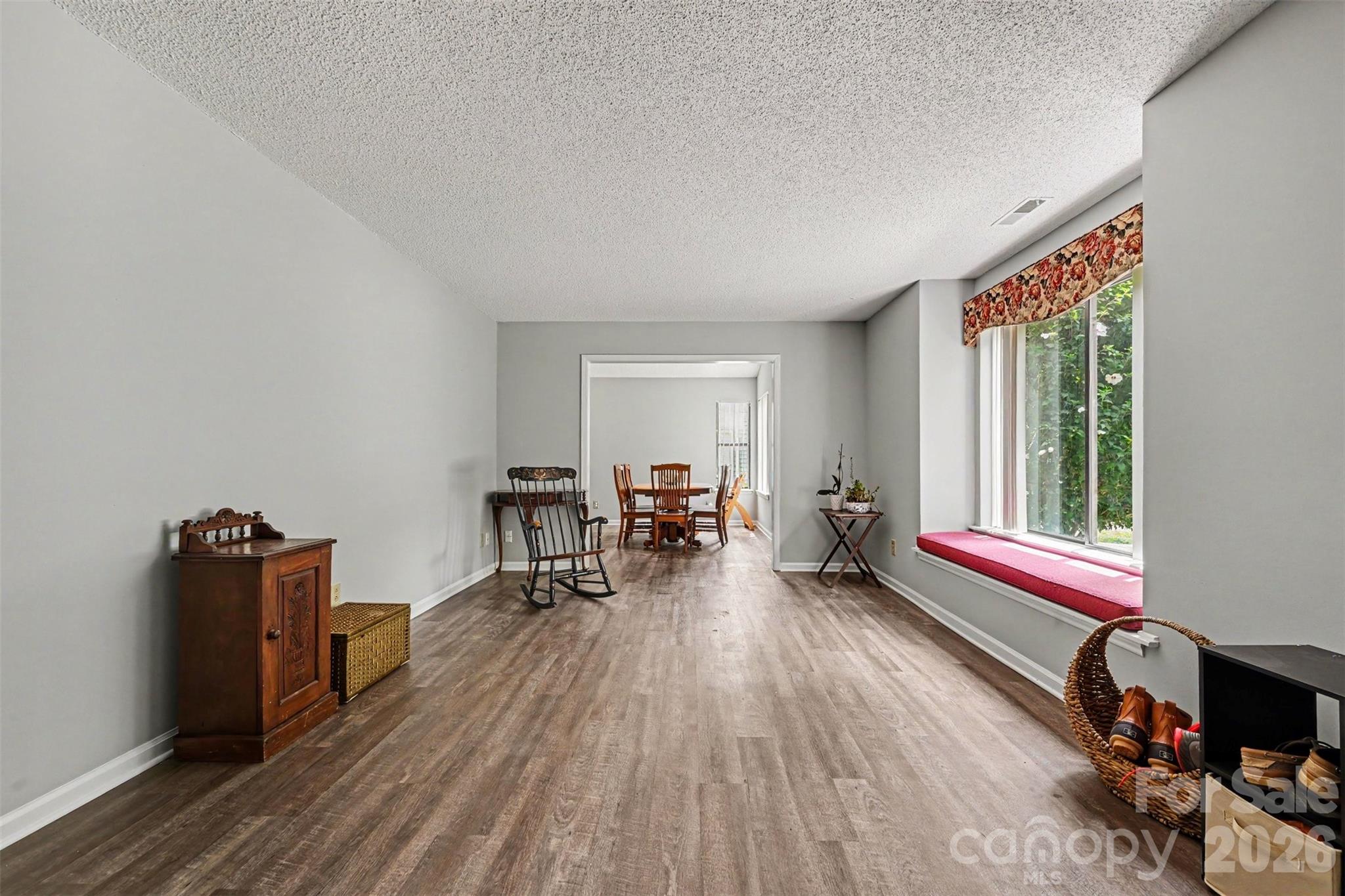 611 Mattingwood Drive — Charlotte