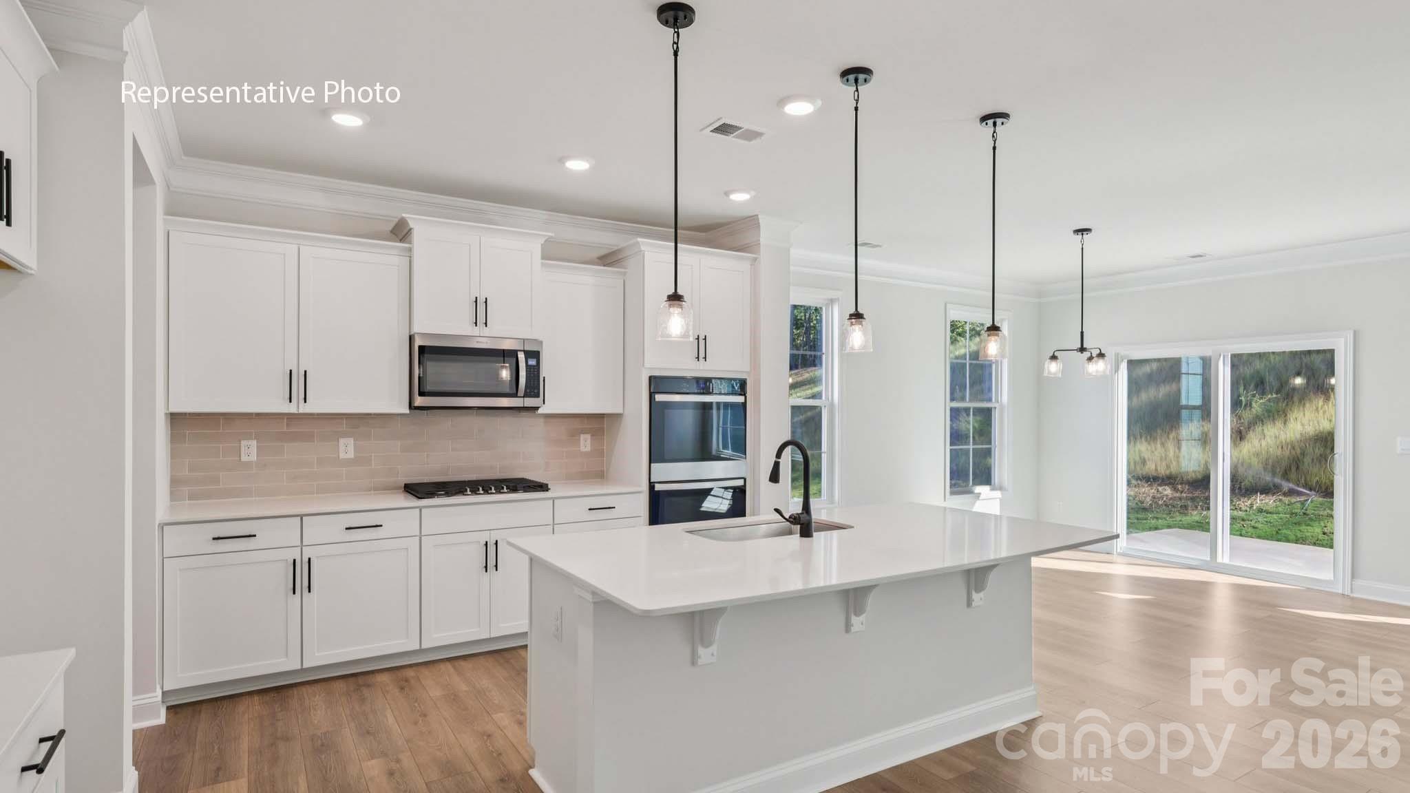 9201 Carver Avenue — Huntersville