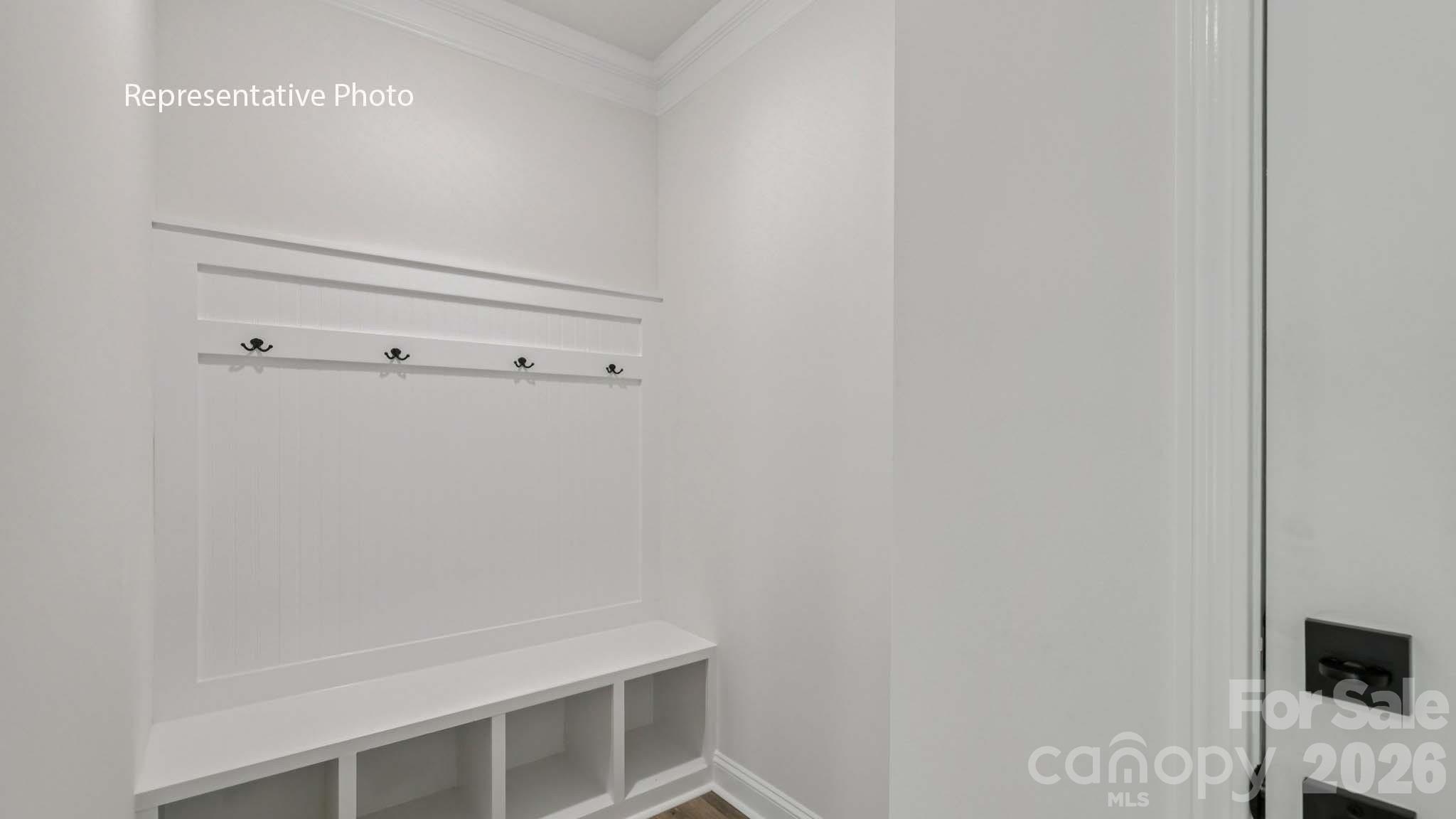 9201 Carver Avenue — Huntersville
