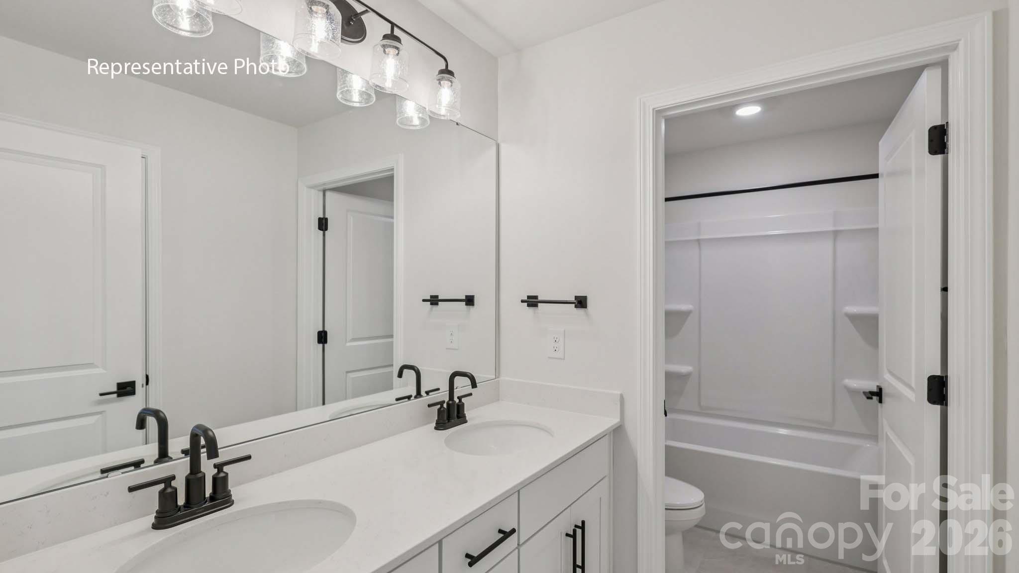 9201 Carver Avenue — Huntersville