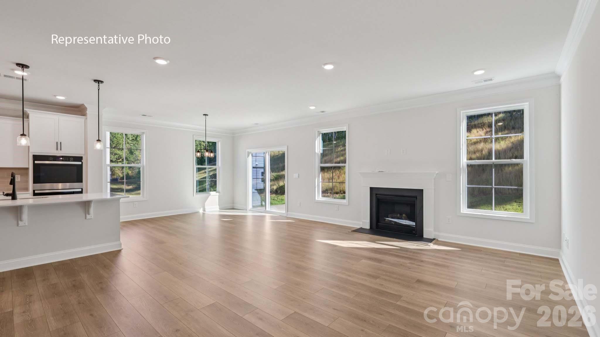9201 Carver Avenue — Huntersville