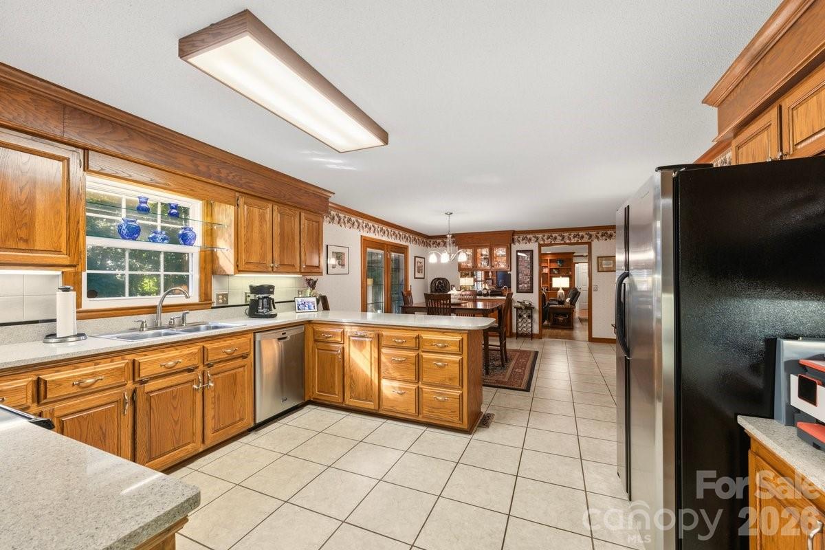 207 Lost Corner Road — Morganton