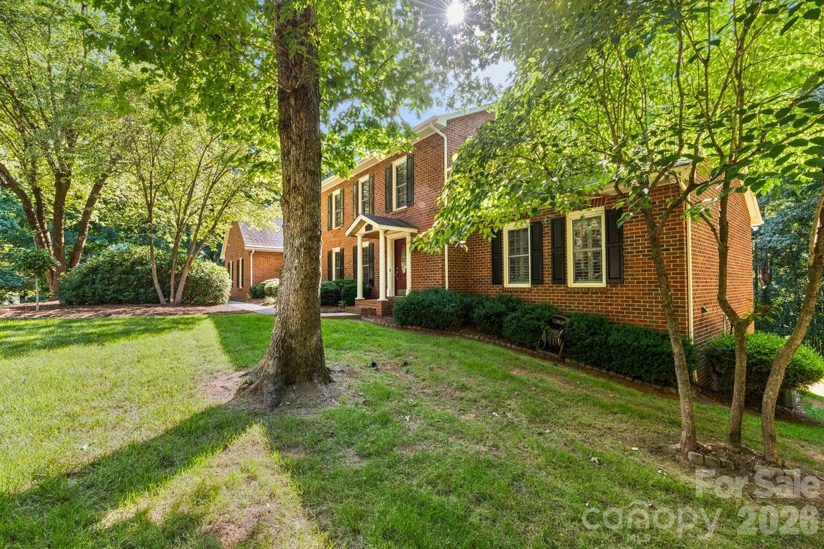 207 Lost Corner Road — Morganton