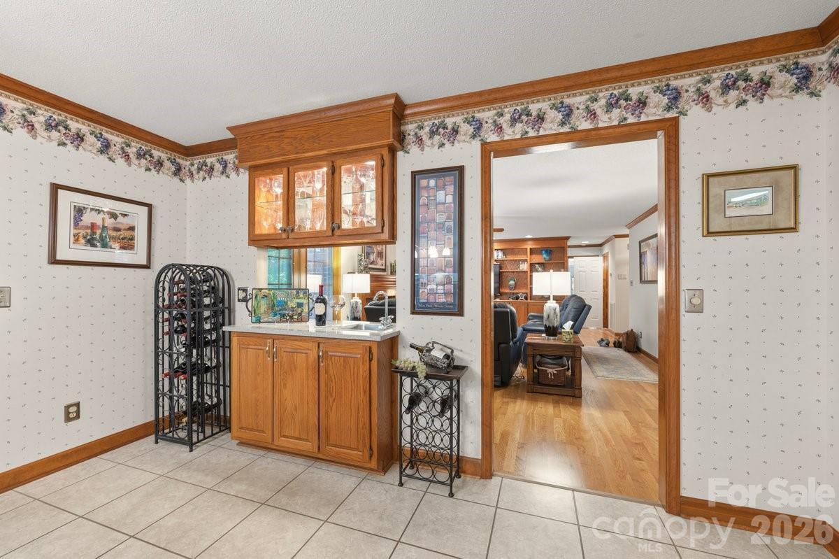 207 Lost Corner Road — Morganton
