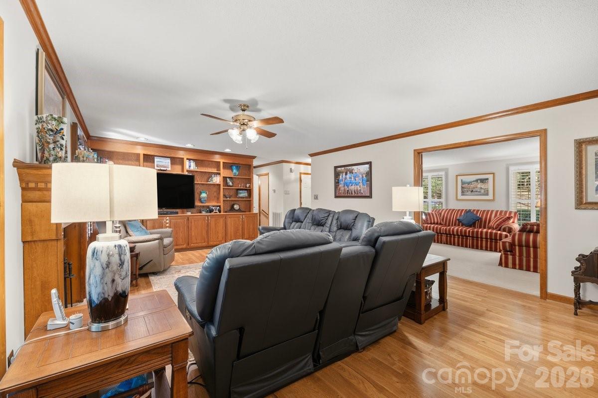 207 Lost Corner Road — Morganton