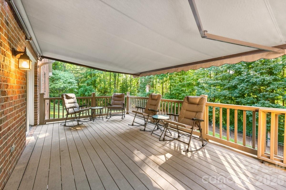 207 Lost Corner Road — Morganton